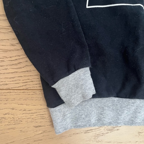 “ Boys of Awesome “ black 5t sweater - Picture 4 of 4